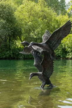 Ducks^Statues & Sculptures Flying Ducks 82cm Bronze Metal Garden Statue
