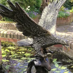 Eagles^Statues & Sculptures Golden Eagle on Wave Bronze Garden Statue