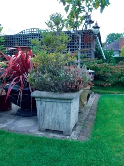 Large|Square^Statues & Sculptures Grand Square Stone Garden Planter