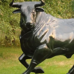 Farm^Statues & Sculptures Raging Bull Life-Size Bronze Metal Garden Statue