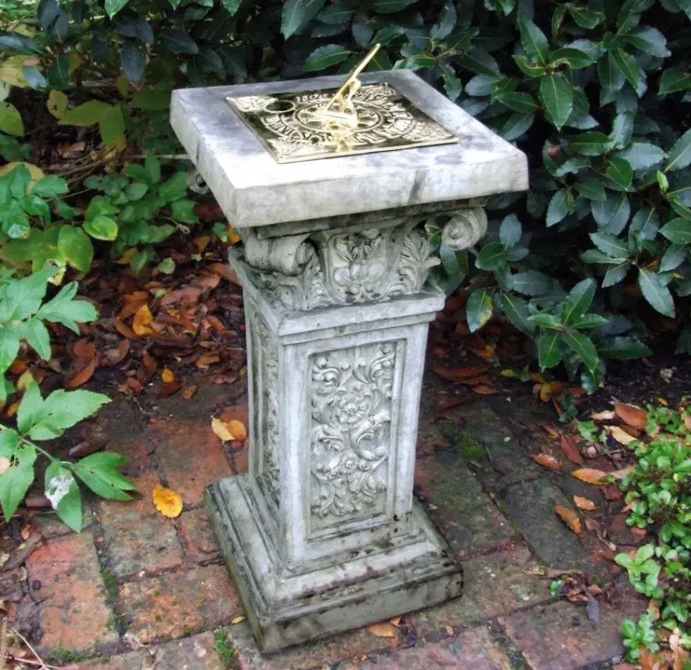 Garden Sundials^Statues & Sculptures Rocco Brass Stone Garden Sundial